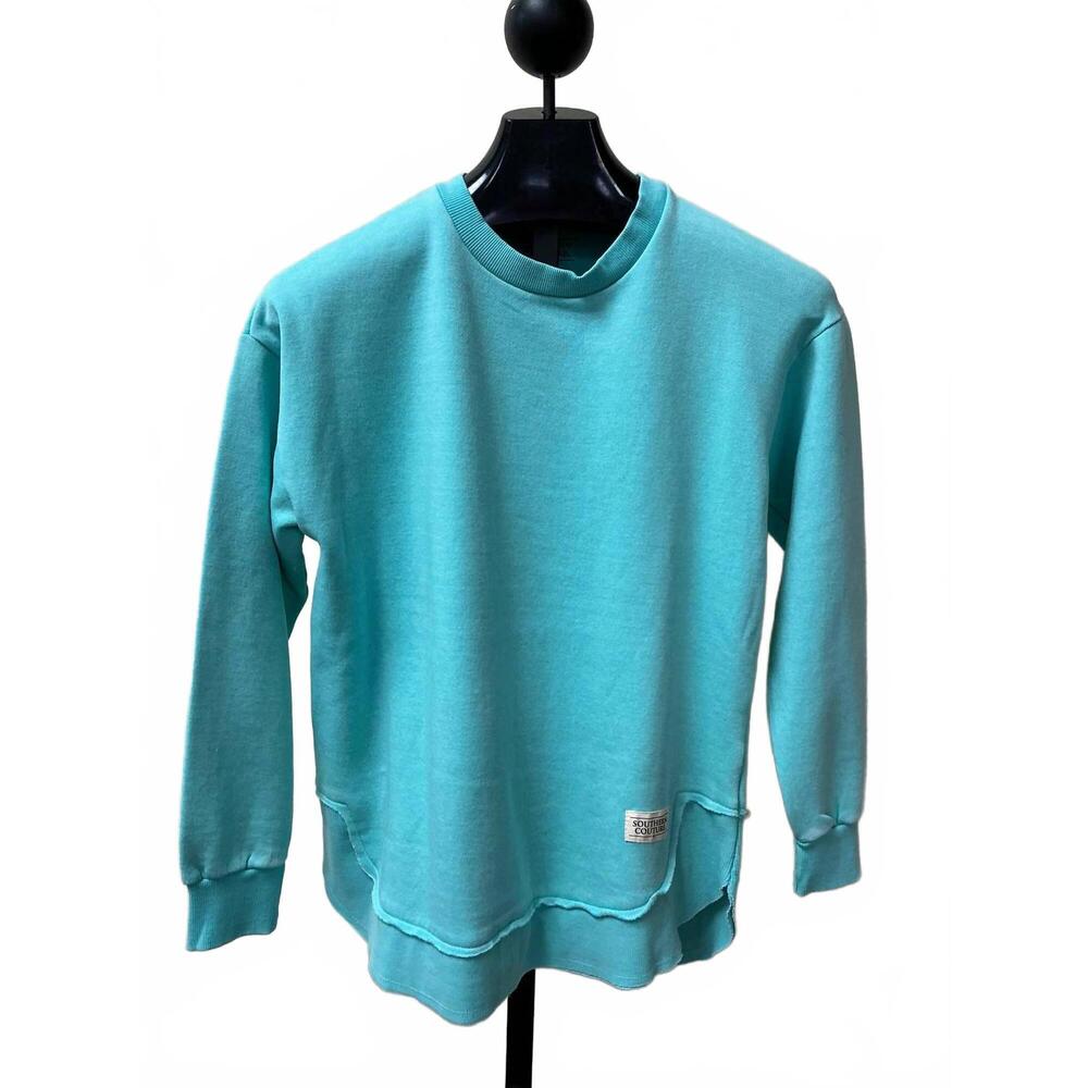 NEW COUTURE TEE COMPANY women's long sleeve sweatshirt in mint